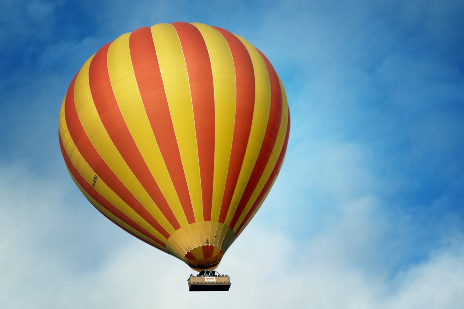 ADVENTURE Marrakech: Hot Air Balloon Ride with Traditional Breakfast